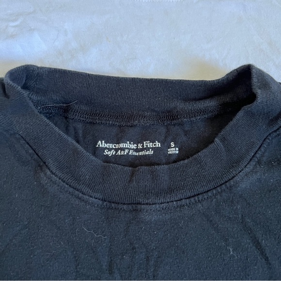 Abercrombie & Fitch Soft Essentials T-shirts - Picture 3 of 4
